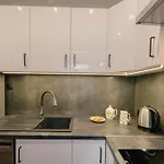 Bbapartamenty Pod 13 Apartment *